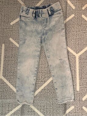GAP Size 5 Years Light Wash Distressed Jeggings